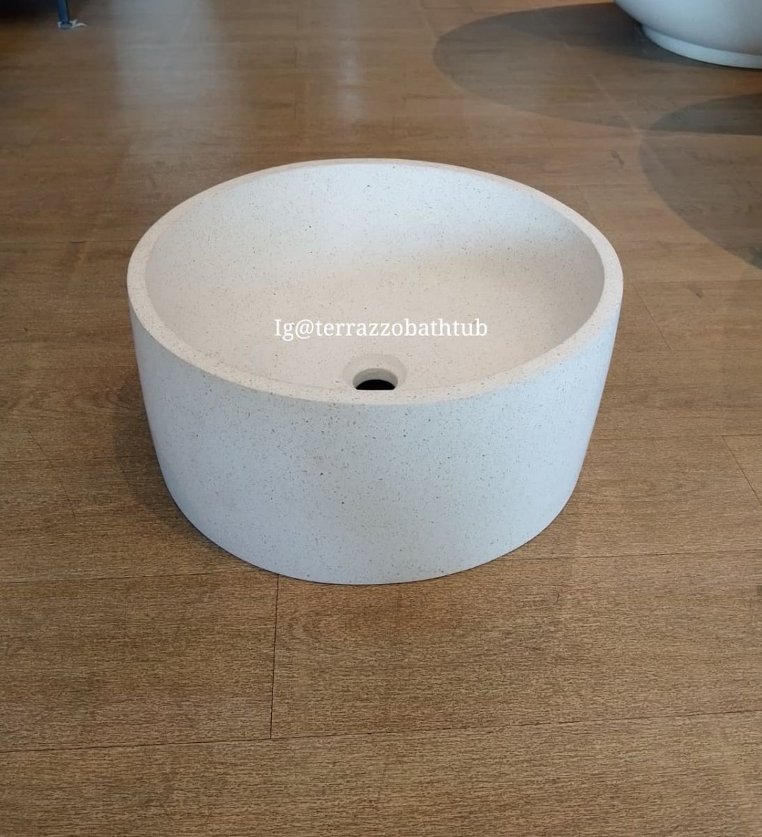 WR 03 View 2